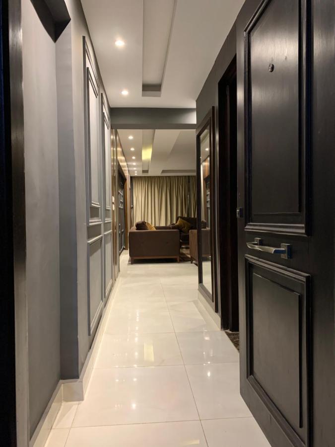 Luxury Apartment Cairo - Al Mohandsin Екстериор снимка